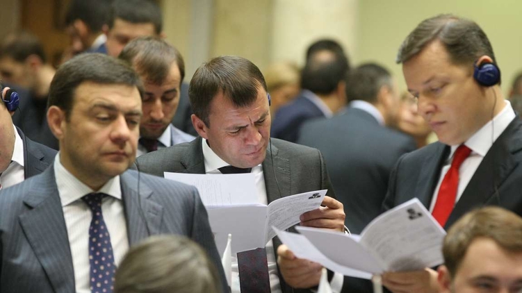 В парламенте хотят изучить законопроект о выборах на Донбассе перед тем, как обсуждать эту инициативу, фото: Николай Билокопытов (журнал