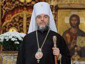 Винницкий епископ ПЦУ сослужил католическому епископу в ресторане. Видео