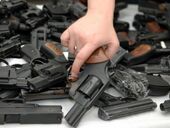 59% украинцев выступают за свободное ношение оружия - опрос в "Дие"