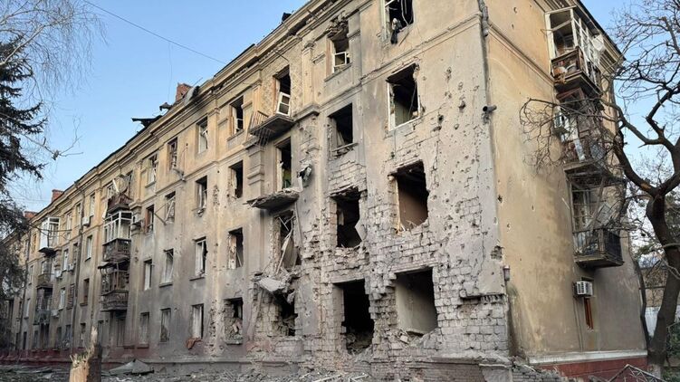Наслідки удару ФАБу по Краматорську