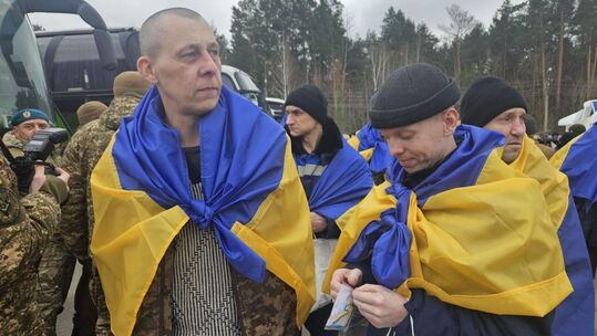 Украину не возьмут в ЕС в 2027 году, атакуют ли Иран Азербайджан и курды, обмен пленными. Итоги