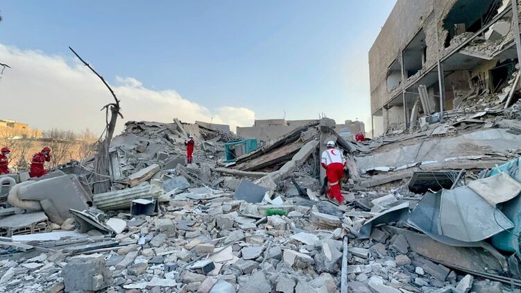 Разрушения в Иране после воздушных ударов. Фото: x.com/Tasnimnews_EN