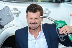 "Правительство негласно позволило повышать"