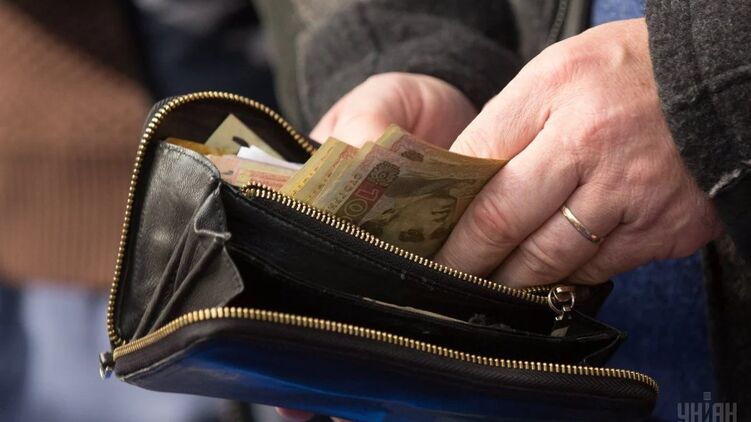 Украинцев хотят опросить об уровне жизни и доходах. Иллюстративное фото: из открытых источников
