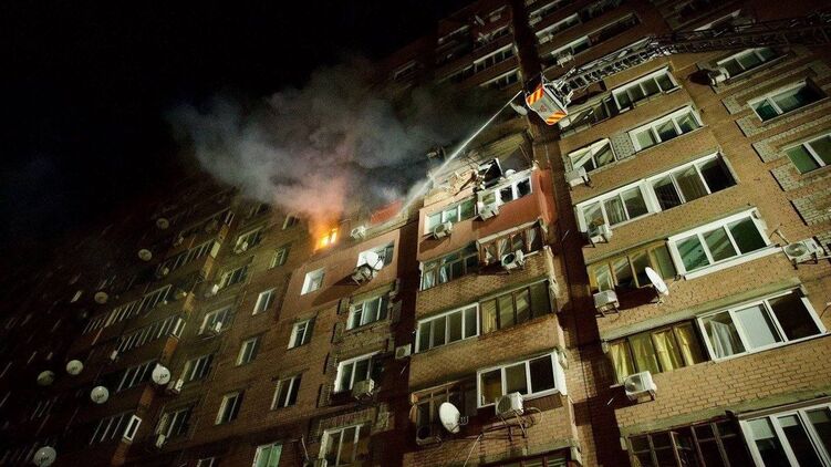 Постраждала багатоповерхівка у Дніпрі. Фото: Дніпропетровська ОВА