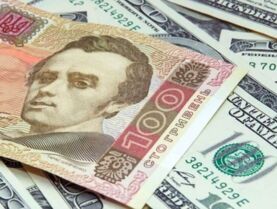 Скачок доллара до 55,3 грн/$, евро - до 64,7 грн/€. Какую девальвацию гривни НБУ держит в протоколах