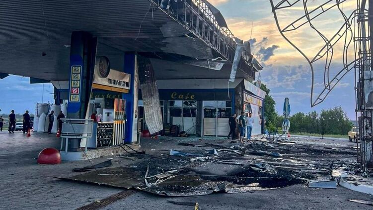 Заправка в Харьковской области после удара дрона