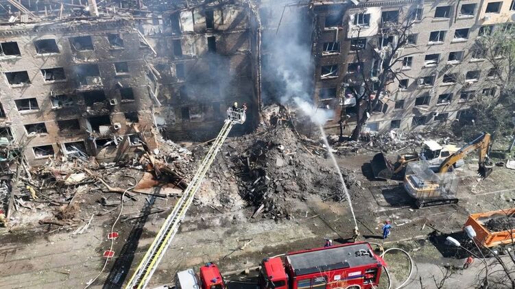 Наслідки ракетного удару по Києву