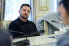 От посылок до "конца упрощенки". На что подписались украинские власти за 90 млрд от ЕС
