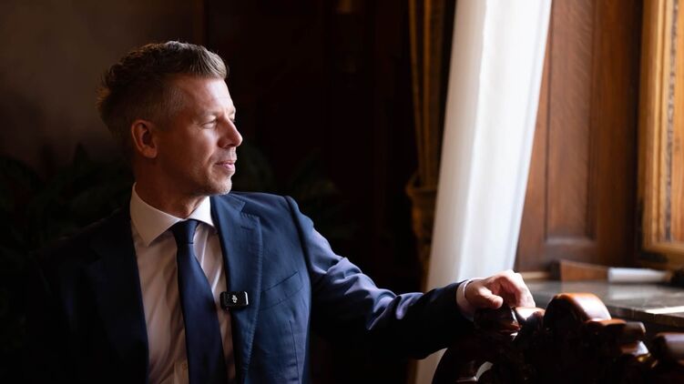 Петер Мадьяр демонструє політичну гнучкість у питанні євроінтеграції України. Фото: facebook.com/peter.magyar.102