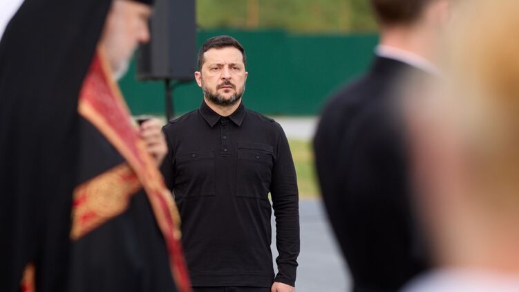 Владимир Зеленкий пока не готов отдавать контроль над силовой вертикалью. Фото: president.gov.ua
