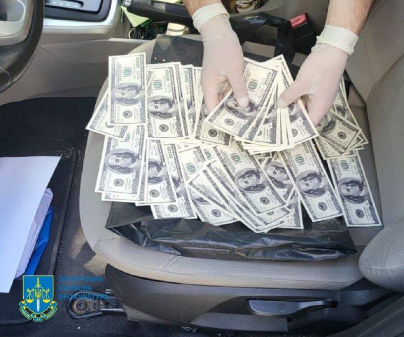 В Запорожской области разоблачили канал сбыта огнестрельного оружия, задержан сотрудник ГСЧС