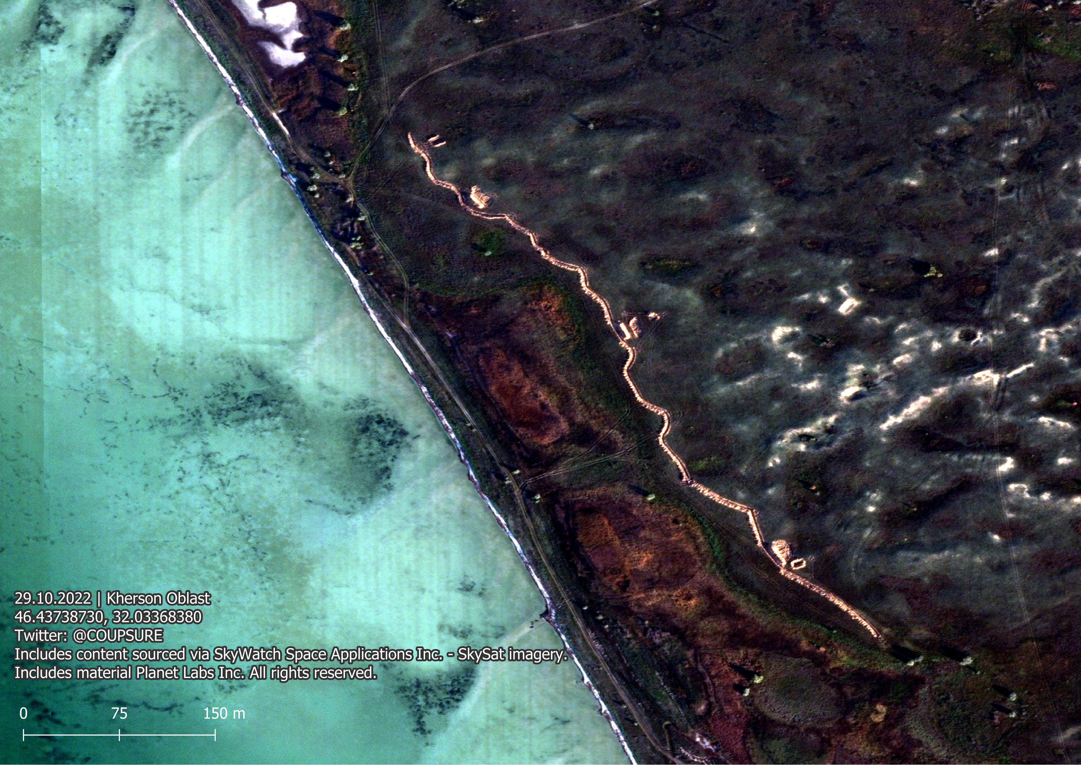 Россияне окапываются на берегу Черного моря