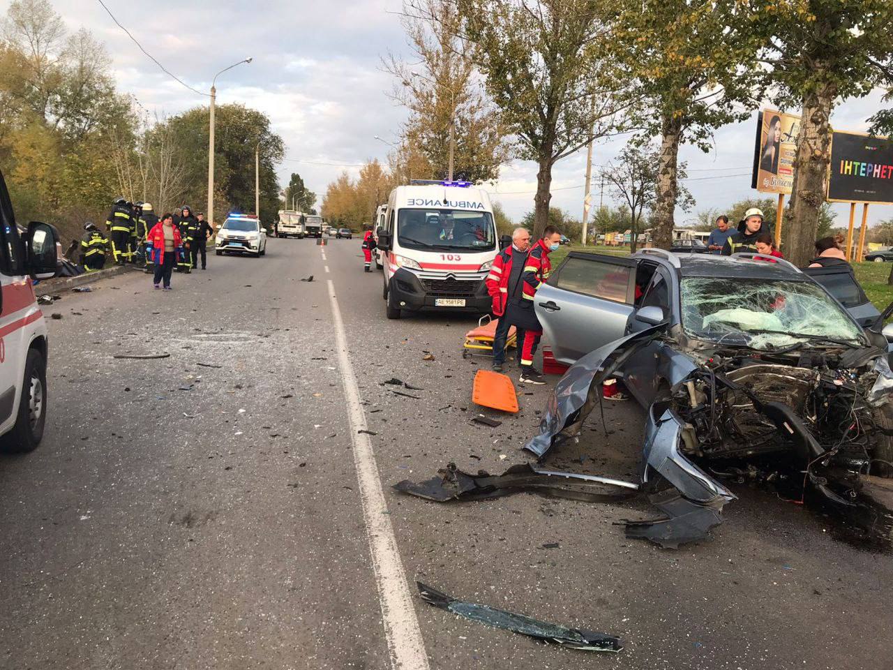 Появились фото и видео ДТП в Каменском, Днепропетровской области