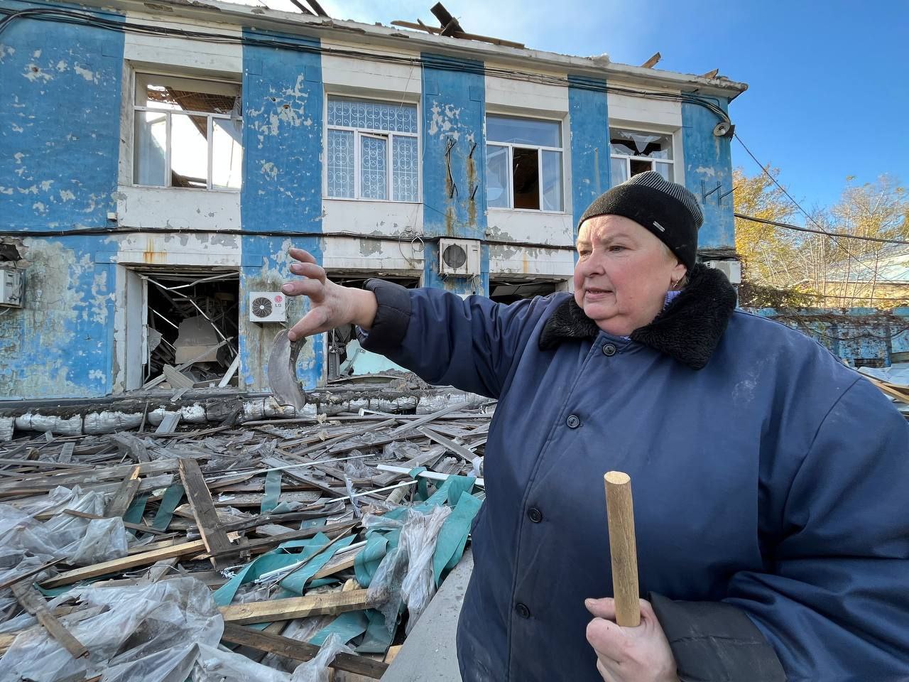 Последствия обстрела химзавода "Стирол" в Горловке