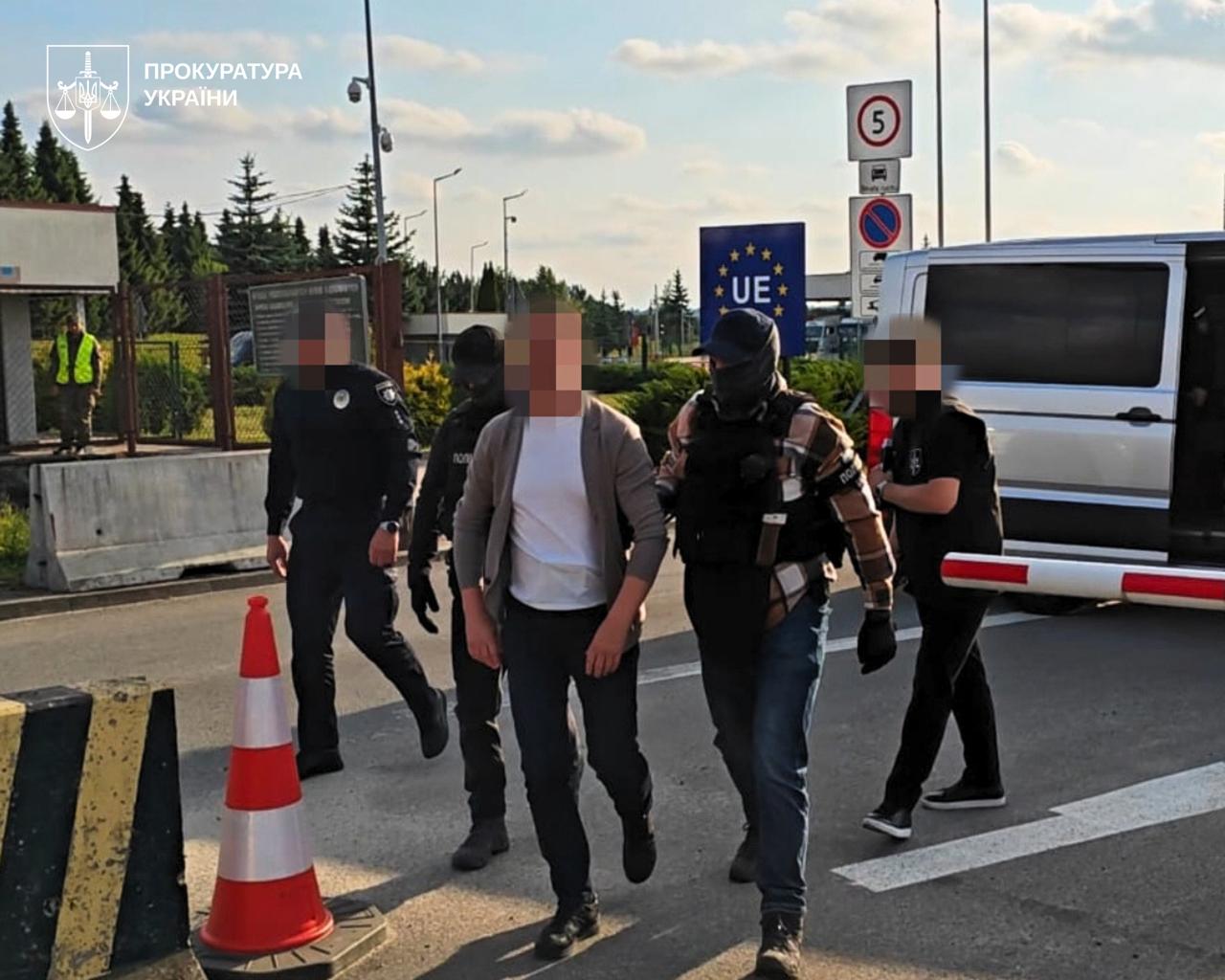 Фото (2) затримання. Джерело &ndash; Прокуратура України