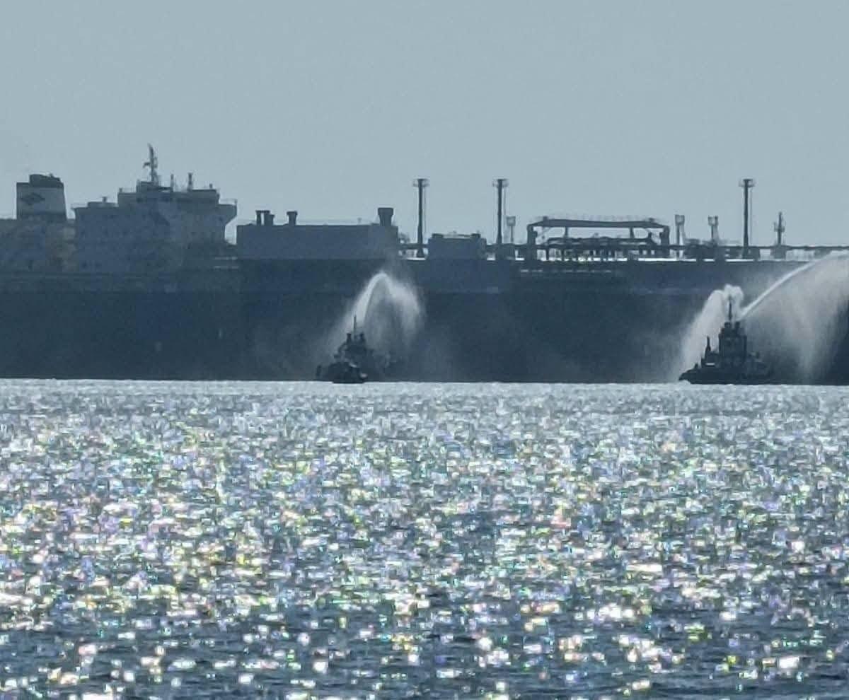 Фото гасіння газовозу США після удару Іраїну. Джерело &ndash; Телеграм